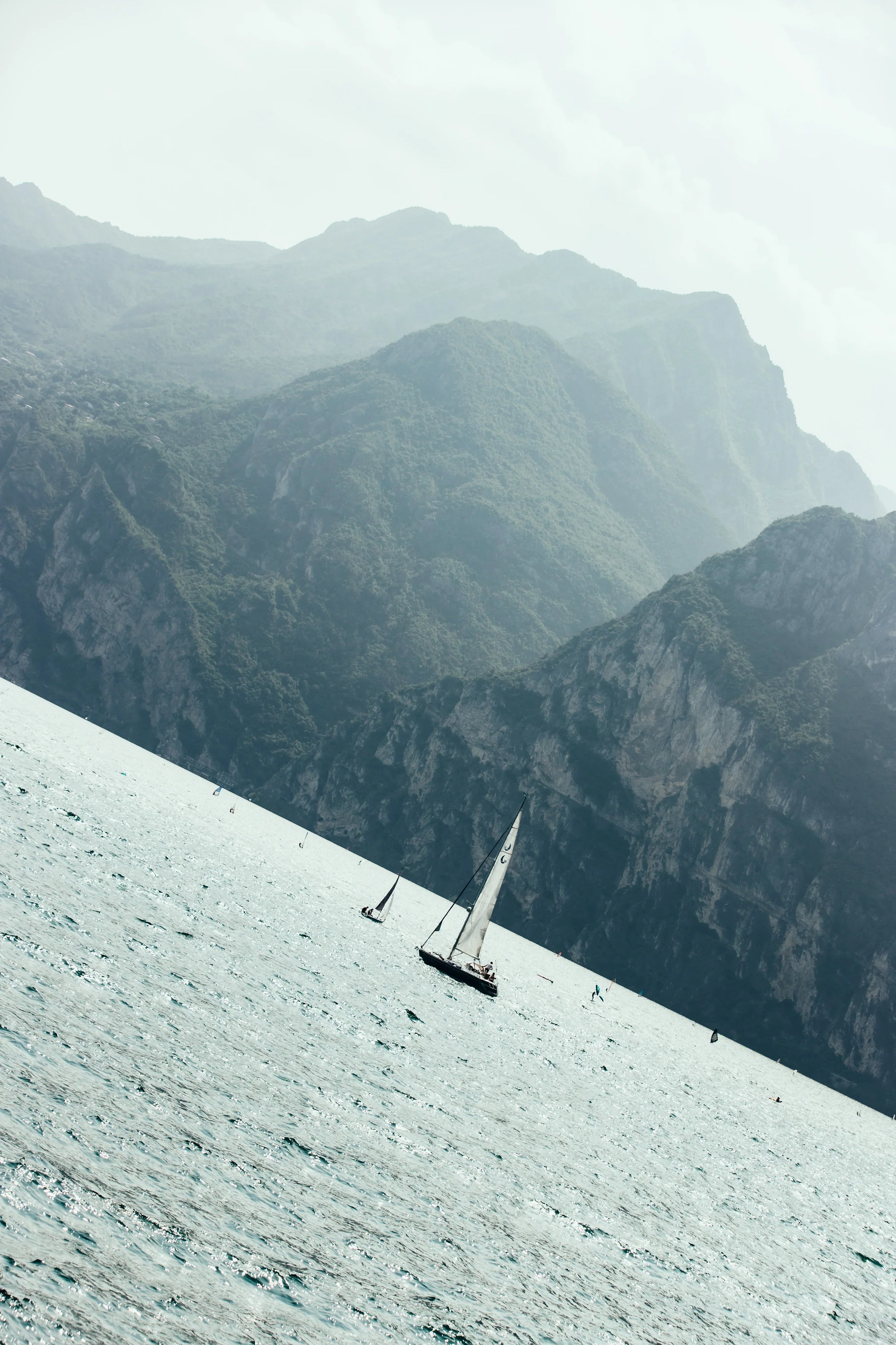 Chasing lakes in Garda